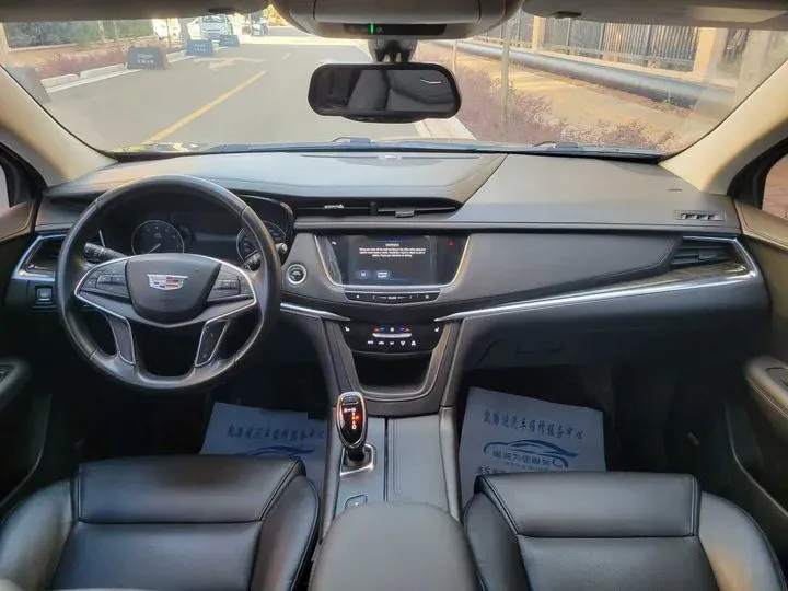2018 Cadillac XT5 2.0T 250HP L4 8AT,autocango,china used car exporter,china ev exporter,chinese used car exporter,chinese used ev exporter