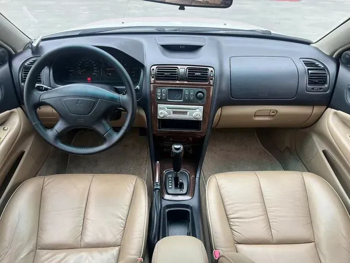 2009 Mitsubishi Galant 2.0L 160HP L4 4AT,autocango,china used car exporter,china ev exporter,chinese used car exporter,chinese used ev exporter