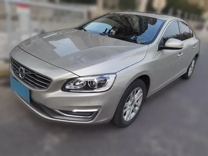 2017 Volvo S60 1.5T 152HP L4 6AT