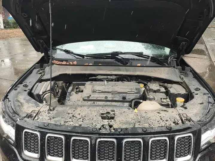 2017 Jeep Compass 1.4T 165HP L4 7DCT,autocango,china used car exporter,china ev exporter,chinese used car exporter,chinese used ev exporter