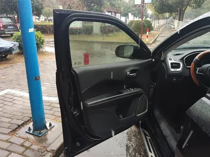 2017 Jeep Compass 1.4T 165HP L4 7DCT,autocango,china used car exporter,china ev exporter,chinese used car exporter,chinese used ev exporter