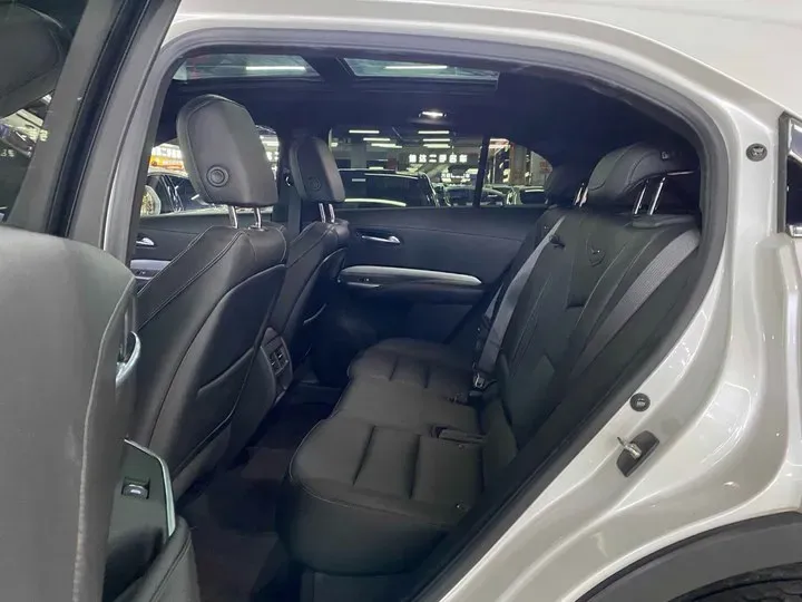 2021 Cadillac XT4 2.0T 237HP L4 9AT,autocango,china used car exporter,china ev exporter,chinese used car exporter,chinese used ev exporter