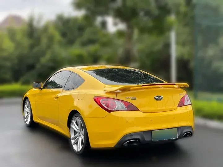 2009 Hyundai Rohens-Coupe 2.0T 210HP L4 5AT,autocango,china used car exporter,china ev exporter,chinese used car exporter,chinese used ev exporter