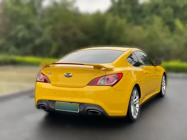 2009 Hyundai Rohens-Coupe 2.0T 210HP L4 5AT,autocango,china used car exporter,china ev exporter,chinese used car exporter,chinese used ev exporter