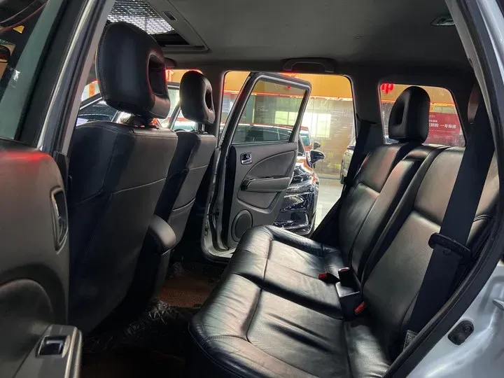 2005 Mitsubishi Outlander Classic 2.4L 160HP L4 4AT,autocango,china used car exporter,china ev exporter,chinese used car exporter,chinese used ev exporter