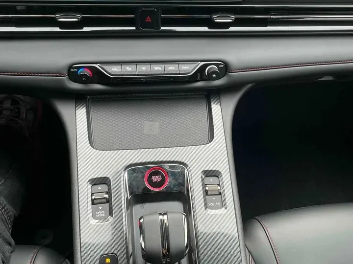 2021 GAC Trumpchi Empow 1.5T 177HP L4 7DCT,autocango,china used car exporter,china ev exporter,chinese used car exporter,chinese used ev exporter