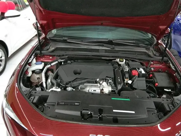 2022 Peugeot 508 1.6T 170HP L4 6AT,autocango,china used car exporter,china ev exporter,chinese used car exporter,chinese used ev exporter