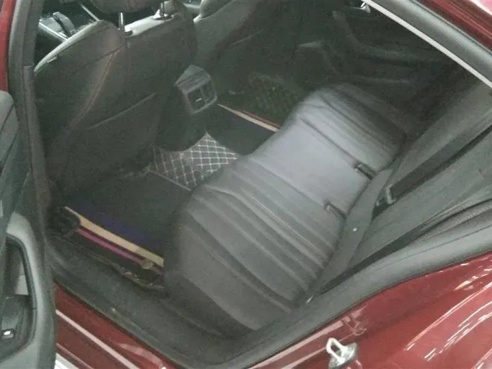 2022 Peugeot 508 1.6T 170HP L4 6AT,autocango,china used car exporter,china ev exporter,chinese used car exporter,chinese used ev exporter