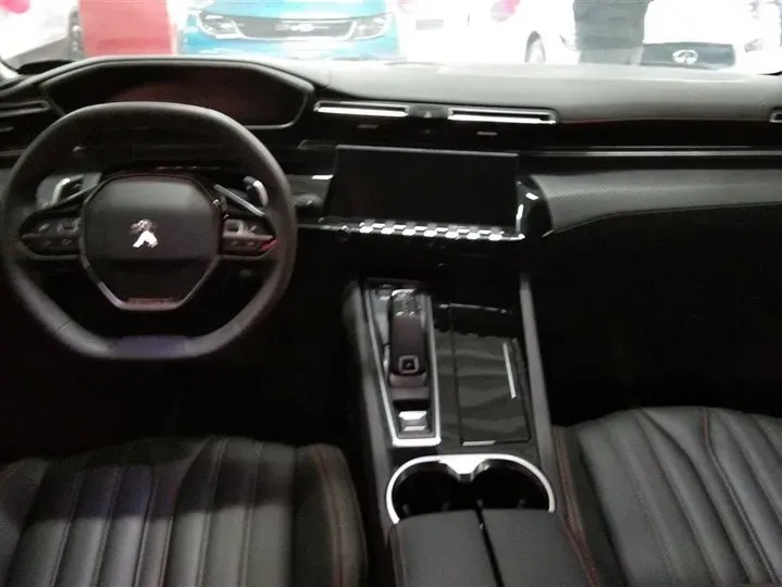 2022 Peugeot 508 1.6T 170HP L4 6AT,autocango,china used car exporter,china ev exporter,chinese used car exporter,chinese used ev exporter