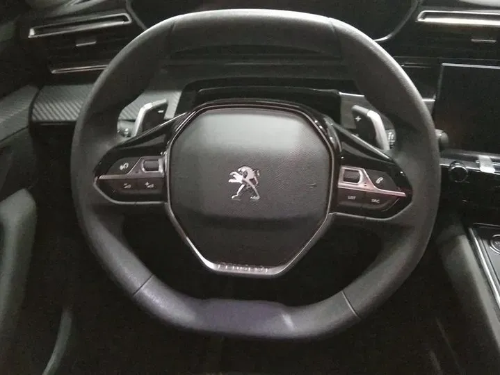 2022 Peugeot 508 1.6T 170HP L4 6AT,autocango,china used car exporter,china ev exporter,chinese used car exporter,chinese used ev exporter