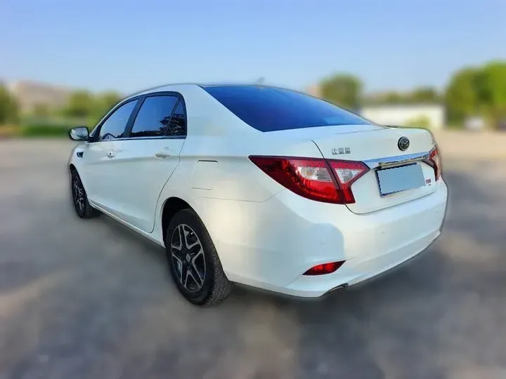 2014 BYD G5 1.5T 154HP L4 6DCT,autocango,china used car exporter,china ev exporter,chinese used car exporter,chinese used ev exporter