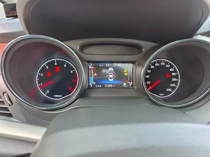 2014 BYD G5 1.5T 154HP L4 6DCT,autocango,china used car exporter,china ev exporter,chinese used car exporter,chinese used ev exporter