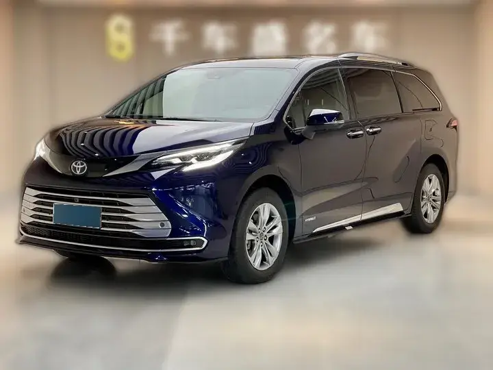 2021 Toyota Sienna 2.5L 192HP L4 E-CVT Hybrid