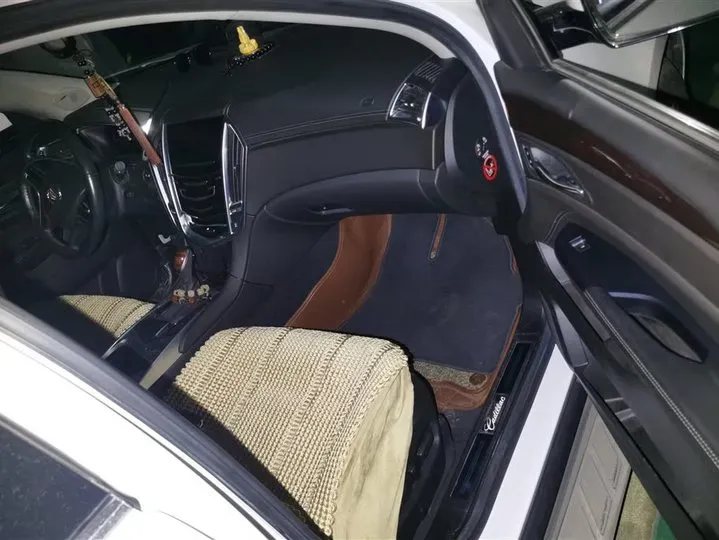 2014 Cadillac SRX 3.0L 271HP V6 6AT,autocango,china used car exporter,china ev exporter,chinese used car exporter,chinese used ev exporter