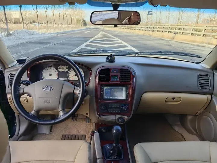 2009 Hyundai MoInca 2.0L 137HP L4 5MT,autocango,china used car exporter,china ev exporter,chinese used car exporter,chinese used ev exporter