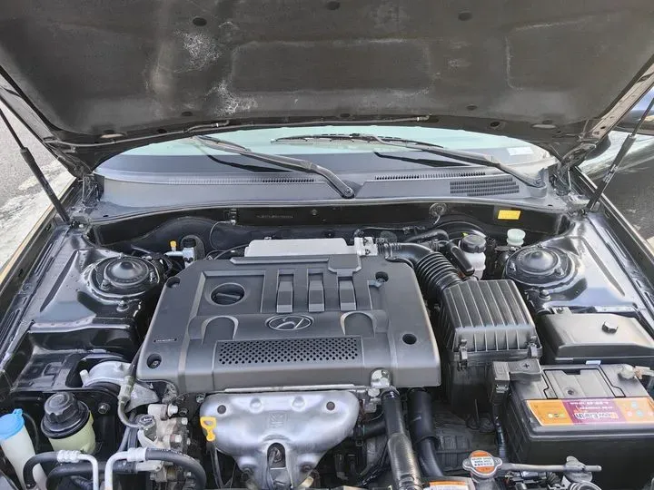 2009 Hyundai MoInca 2.0L 137HP L4 5MT,autocango,china used car exporter,china ev exporter,chinese used car exporter,chinese used ev exporter