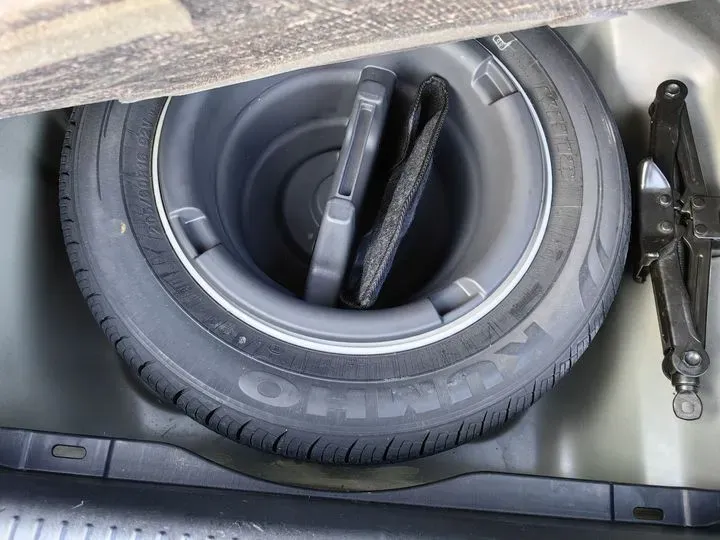 2009 Hyundai MoInca 2.0L 137HP L4 5MT,autocango,china used car exporter,china ev exporter,chinese used car exporter,chinese used ev exporter