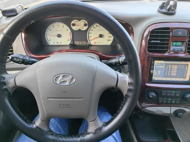 2009 Hyundai MoInca 2.0L 137HP L4 5MT,autocango,china used car exporter,china ev exporter,chinese used car exporter,chinese used ev exporter