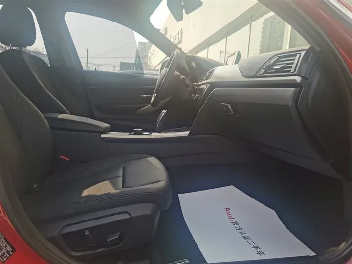 2013 BMW 3 Series 2.0T 184HP L4 8AT,autocango,china used car exporter,china ev exporter,chinese used car exporter,chinese used ev exporter