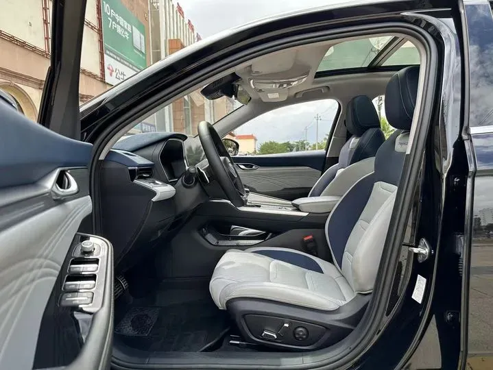 2021 Geely Preface 2.0T 190HP L4 7DCT,autocango,china used car exporter,china ev exporter,chinese used car exporter,chinese used ev exporter