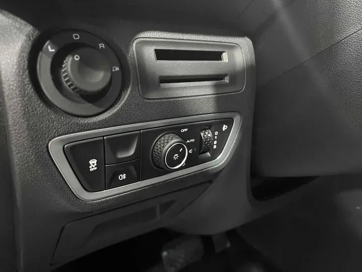 2023 WuLing XingYun 2.0L 136HP L4 1DHT Hybrid 1.8KWH,autocango,china used car exporter,china ev exporter,chinese used car exporter,chinese used ev exporter