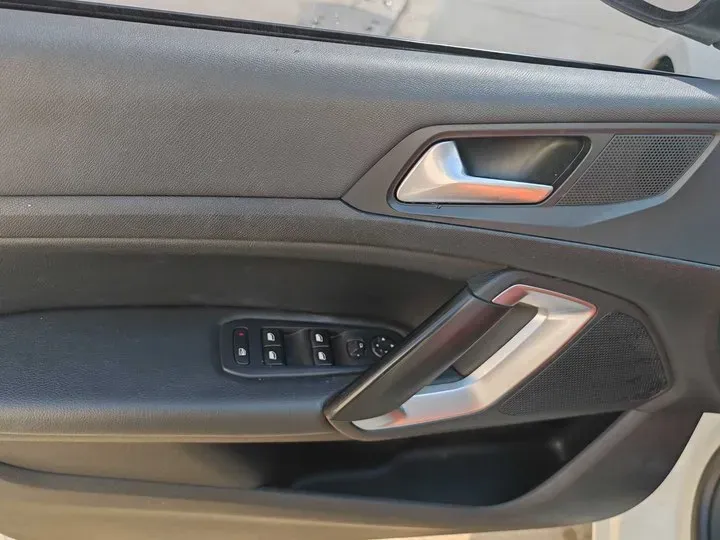 2015 Peugeot 308S 1.2T 136HP L3 6AT,autocango,china used car exporter,china ev exporter,chinese used car exporter,chinese used ev exporter