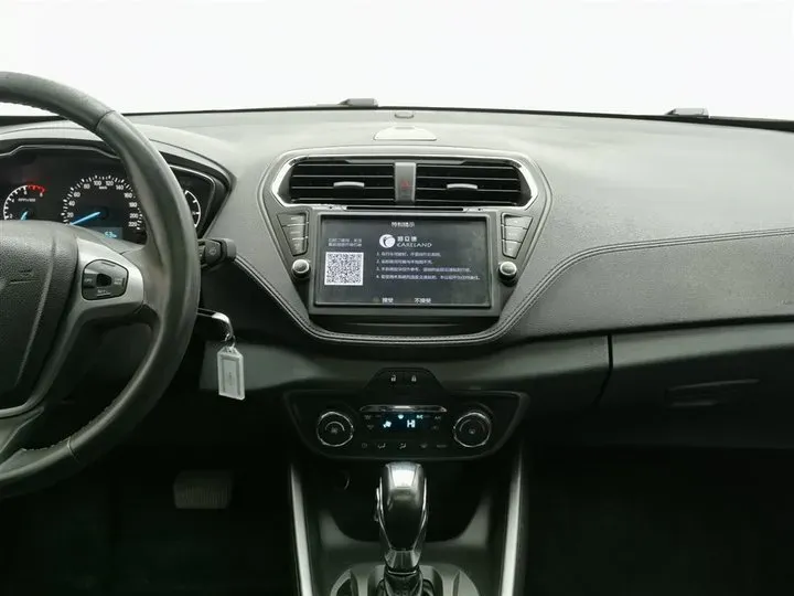 2015 Ford Escort 1.5L 113HP L4 6AT,autocango,china used car exporter,china ev exporter,chinese used car exporter,chinese used ev exporter