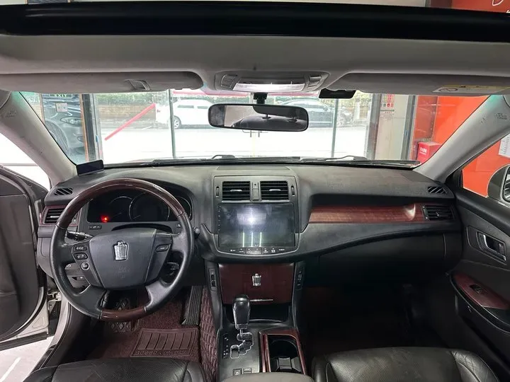 2011 Toyota Crown 2.5L 193HP V6 6AT,autocango,china used car exporter,china ev exporter,chinese used car exporter,chinese used ev exporter
