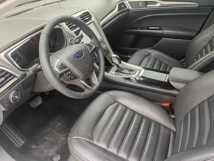2013 Ford Mondeo 2.0T 203HP L4 6AT,autocango,china used car exporter,china ev exporter,chinese used car exporter,chinese used ev exporter