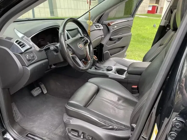 2013 Cadillac SRX 3.0L 271HP V6 6AT,autocango,china used car exporter,china ev exporter,chinese used car exporter,chinese used ev exporter