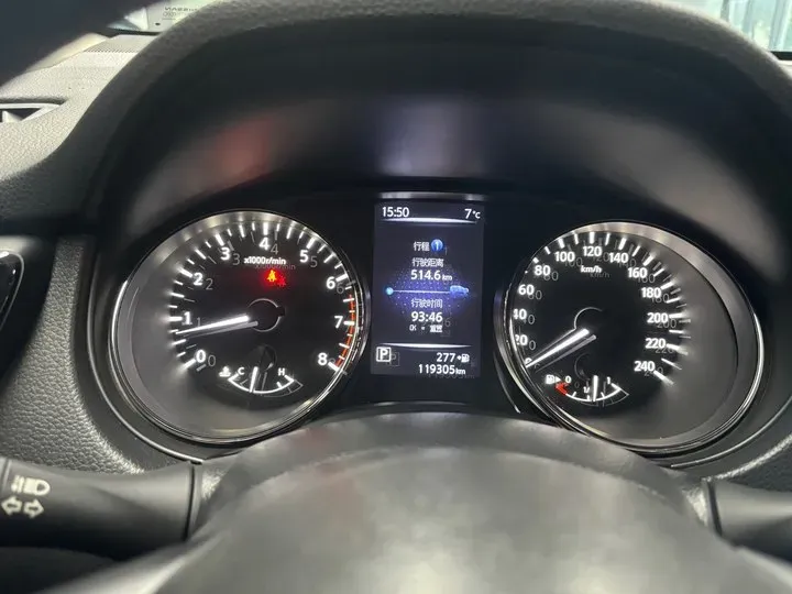 2017 Nissan X-Trail 2.0L 150HP L4 CVT,autocango,china used car exporter,china ev exporter,chinese used car exporter,chinese used ev exporter