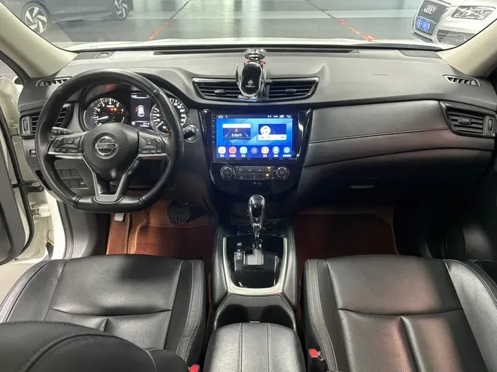 2017 Nissan X-Trail 2.0L 150HP L4 CVT,autocango,china used car exporter,china ev exporter,chinese used car exporter,chinese used ev exporter