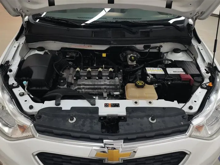 2015 Chevrolet Sail 1.5L 113HP L4 5MT,autocango,china used car exporter,china ev exporter,chinese used car exporter,chinese used ev exporter