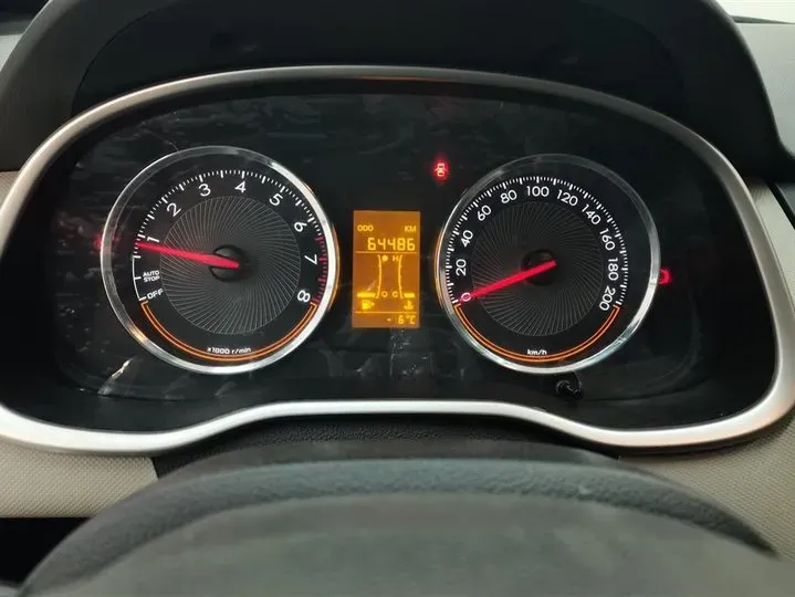 2015 Chevrolet Sail 1.5L 113HP L4 5MT,autocango,china used car exporter,china ev exporter,chinese used car exporter,chinese used ev exporter