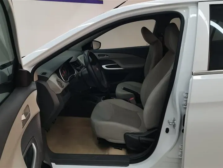 2015 Chevrolet Sail 1.5L 113HP L4 5MT,autocango,china used car exporter,china ev exporter,chinese used car exporter,chinese used ev exporter