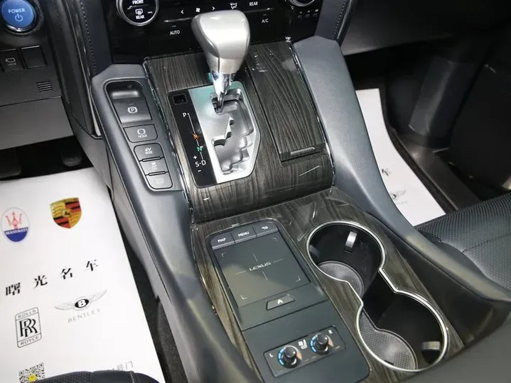 2020 Lexus LM 2.5L 117HP L4 E-CVT Hybrid,autocango,china used car exporter,china ev exporter,chinese used car exporter,chinese used ev exporter