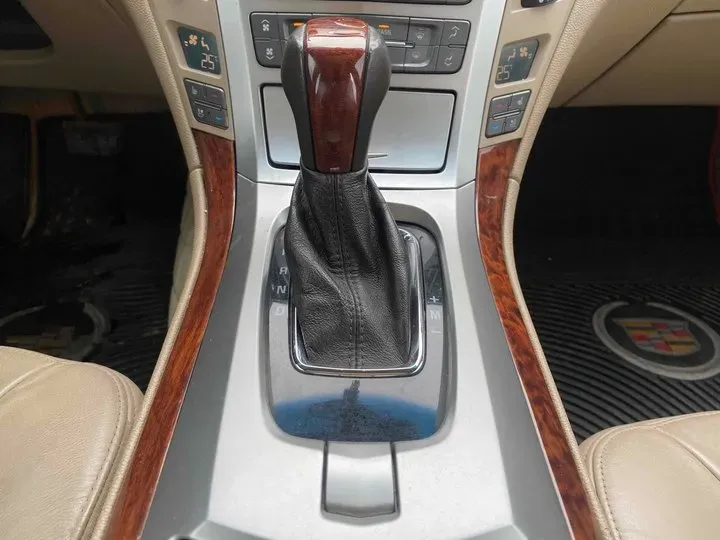 2010 Cadillac CTS 3.0L 276HP V6 6AT,autocango,china used car exporter,china ev exporter,chinese used car exporter,chinese used ev exporter