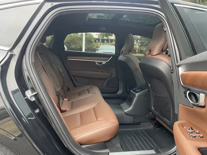 2021 Volvo S90 2.0T 303HP L4 8AT PHEV 11.6KWH,autocango,china used car exporter,china ev exporter,chinese used car exporter,chinese used ev exporter