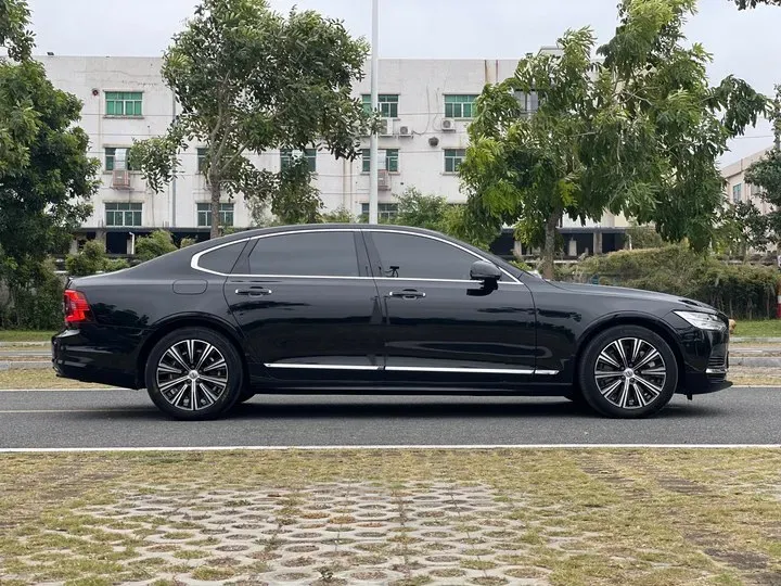 2021 Volvo S90 2.0T 303HP L4 8AT PHEV 11.6KWH,autocango,china used car exporter,china ev exporter,chinese used car exporter,chinese used ev exporter