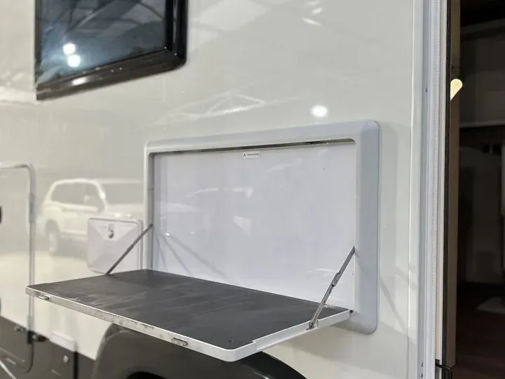 2022 ChangAn FengJing RV 2.4T 211HP L4 6AT,autocango,china used car exporter,china ev exporter,chinese used car exporter,chinese used ev exporter