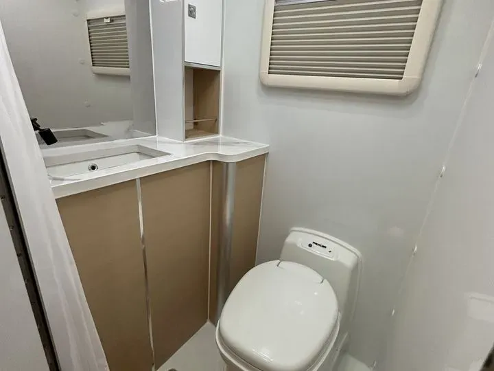 2022 ChangAn FengJing RV 2.4T 211HP L4 6AT,autocango,china used car exporter,china ev exporter,chinese used car exporter,chinese used ev exporter