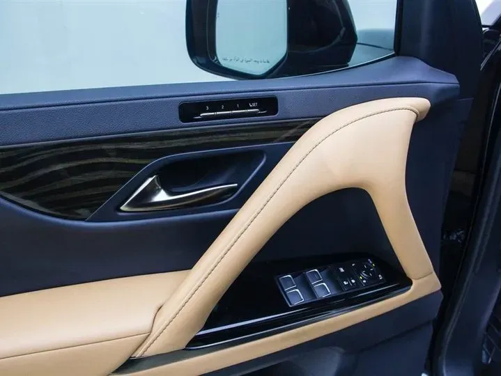 2009 Lexus LX 5.7L 367HP V8 6AT,autocango,china used car exporter,china ev exporter,chinese used car exporter,chinese used ev exporter