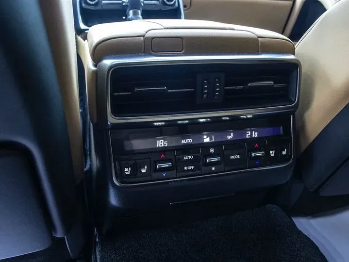 2009 Lexus LX 5.7L 367HP V8 6AT,autocango,china used car exporter,china ev exporter,chinese used car exporter,chinese used ev exporter