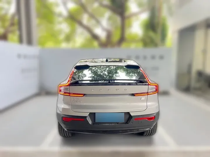 2023 Volvo C40 BEV 69KWH,autocango,china used car exporter,china ev exporter,chinese used car exporter,chinese used ev exporter