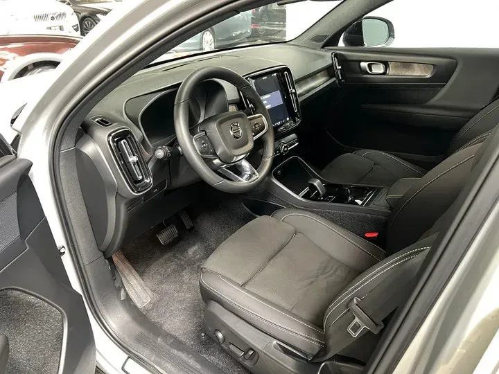 2023 Volvo C40 BEV 69KWH,autocango,china used car exporter,china ev exporter,chinese used car exporter,chinese used ev exporter