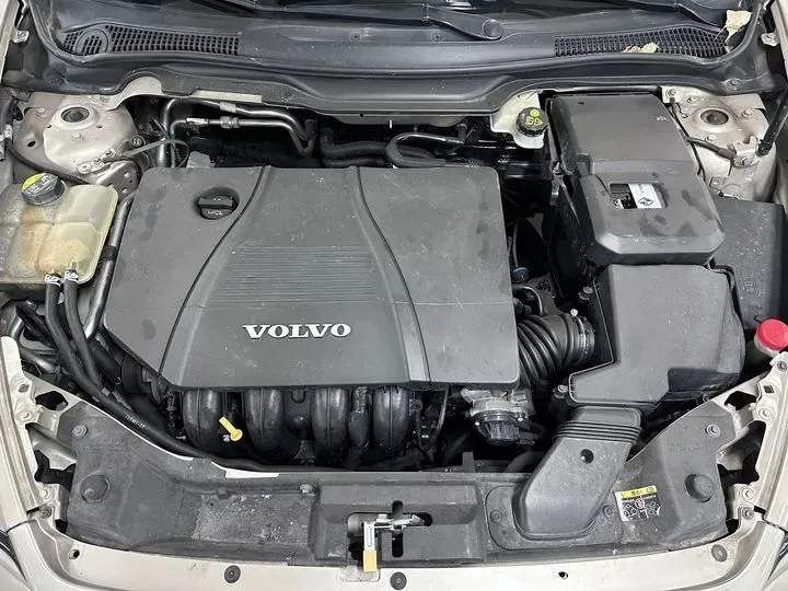 2011 Volvo S40 2.0L 141HP L4 6DCT,autocango,china used car exporter,china ev exporter,chinese used car exporter,chinese used ev exporter