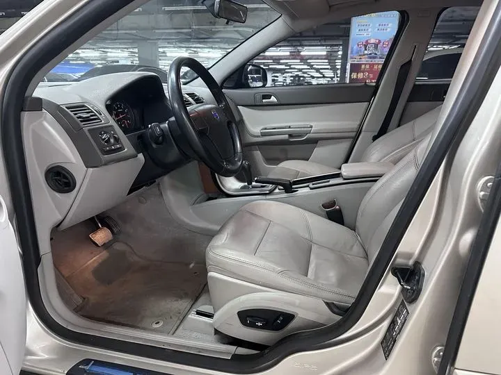 2011 Volvo S40 2.0L 141HP L4 6DCT,autocango,china used car exporter,china ev exporter,chinese used car exporter,chinese used ev exporter