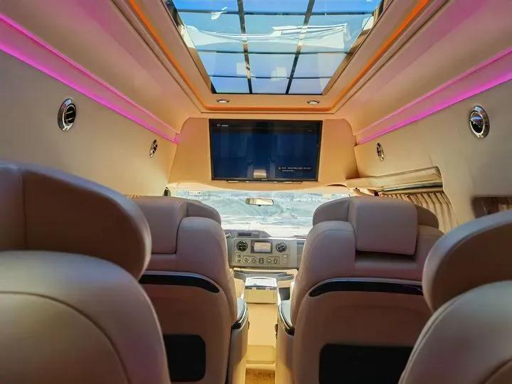 2011 Ford E350 5.4L 258HP V8 5AT,autocango,china used car exporter,china ev exporter,chinese used car exporter,chinese used ev exporter