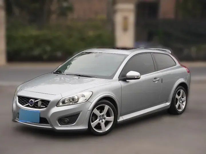 2010 Volvo C30 2.0L 145HP L4 6DCT,autocango,china used car exporter,china ev exporter,chinese used car exporter,chinese used ev exporter