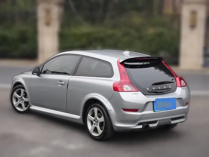 2010 Volvo C30 2.0L 145HP L4 6DCT,autocango,china used car exporter,china ev exporter,chinese used car exporter,chinese used ev exporter